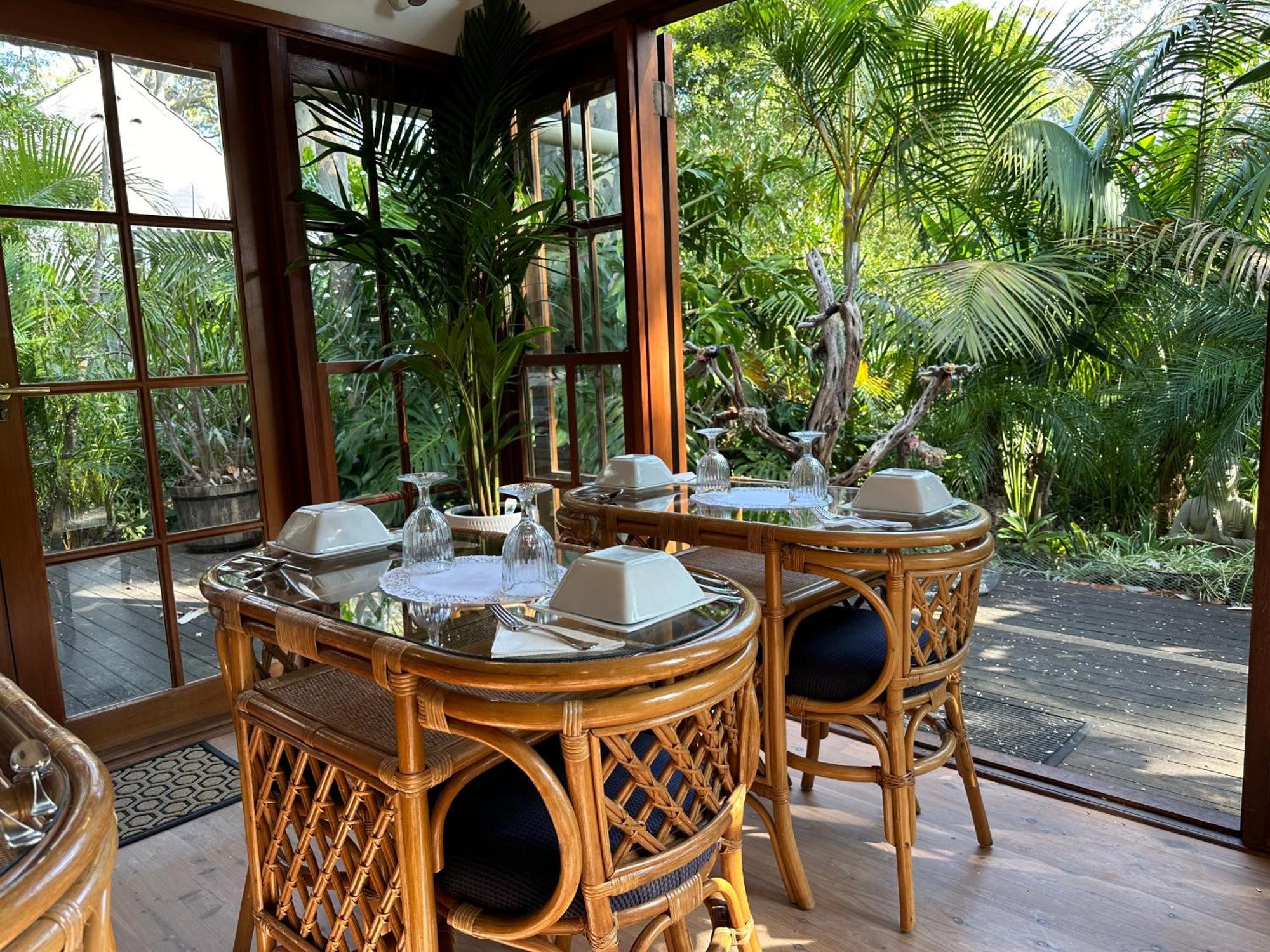 Palm Beach Bed & Breakfast Buitenkant foto
